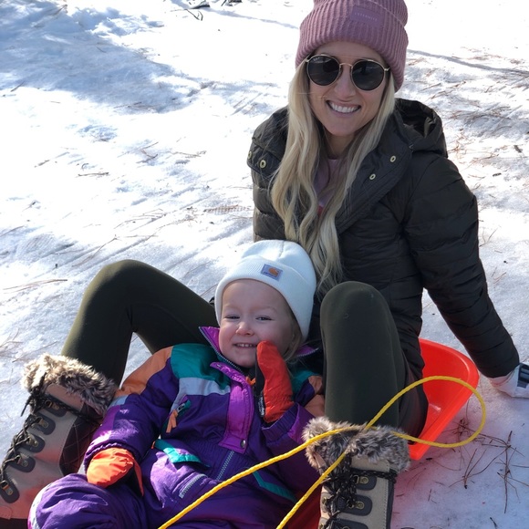 Meet your Posher, Kylie - Picture 4 of 10